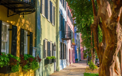Rainbow Row colorful and well-preserved historic Georgian row houses in Charleston, South Carolina, USA